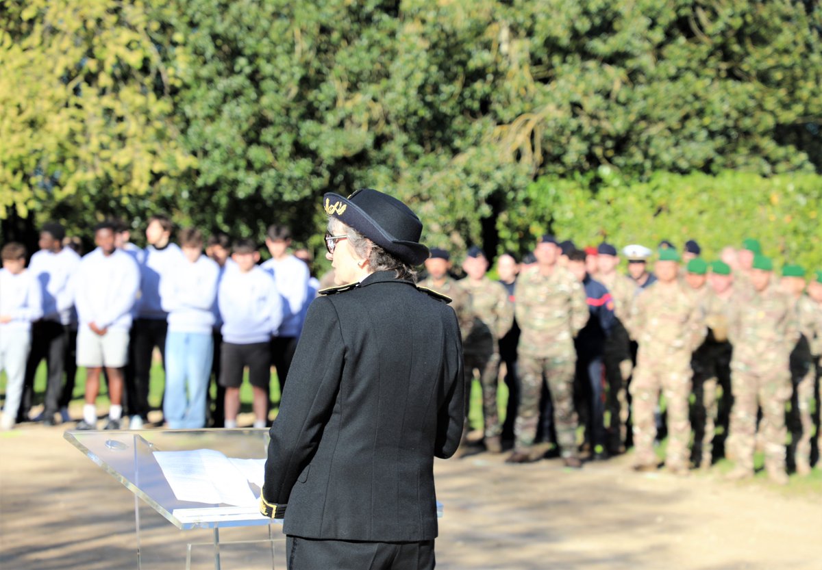 Image de Préfète de l'Aveyron - #Armées | Journée de rencontre entre la jeunesse et les armées
Véronique ORTET, secrétaire générale