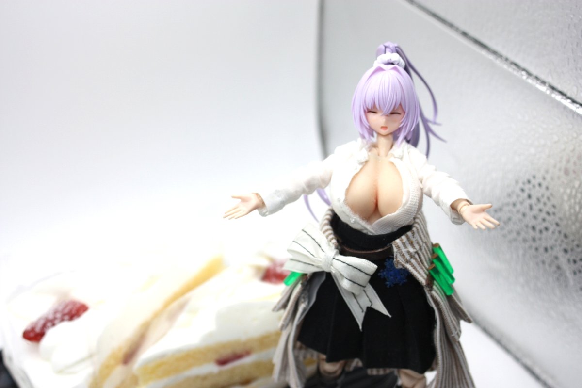 誕生日だったので姫とケーキをいただく