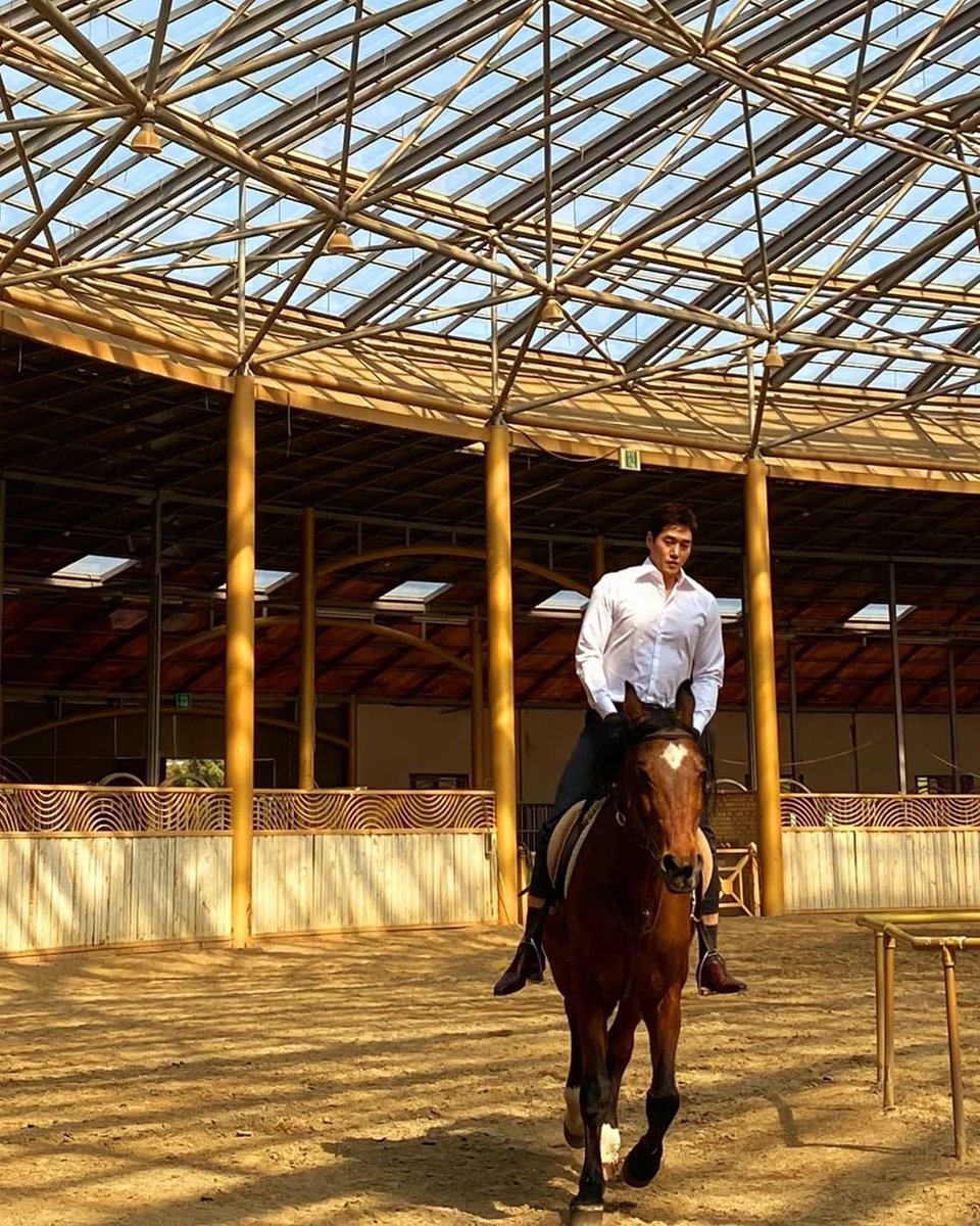 𝙏𝘼𝙀 tweet media