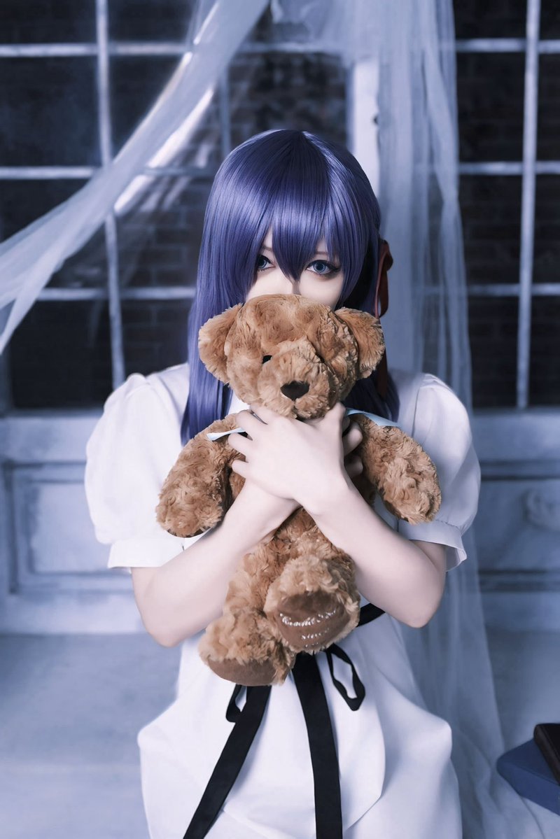 (頑張って)光属性意識した🌸
📸 <a href="/Saterades4/">Satera☂</a> 
VS
(得意の)闇堕ち🌸
📸 <a href="/saisyukoutei_kj/">ノエル</a> 

闇属性の業が深すぎて、気を付けないと
すぐ闇に転がる🍯
苦手なものは日光です！！(◦`꒳´◦)