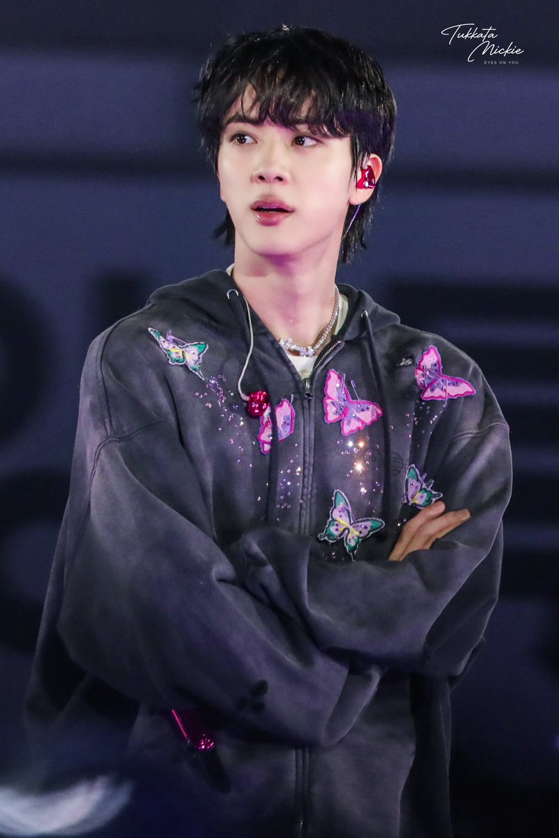 Tukkatamickie37's tweet photo. GOYANG Day 3

#JIN #진 
#방탄소년단 #BTS 
#BTS_WORLDTOUR_ARIRANG 

📌 https://t.co/jZbSBLrg4o https://t.co/u1a6YQWRjC