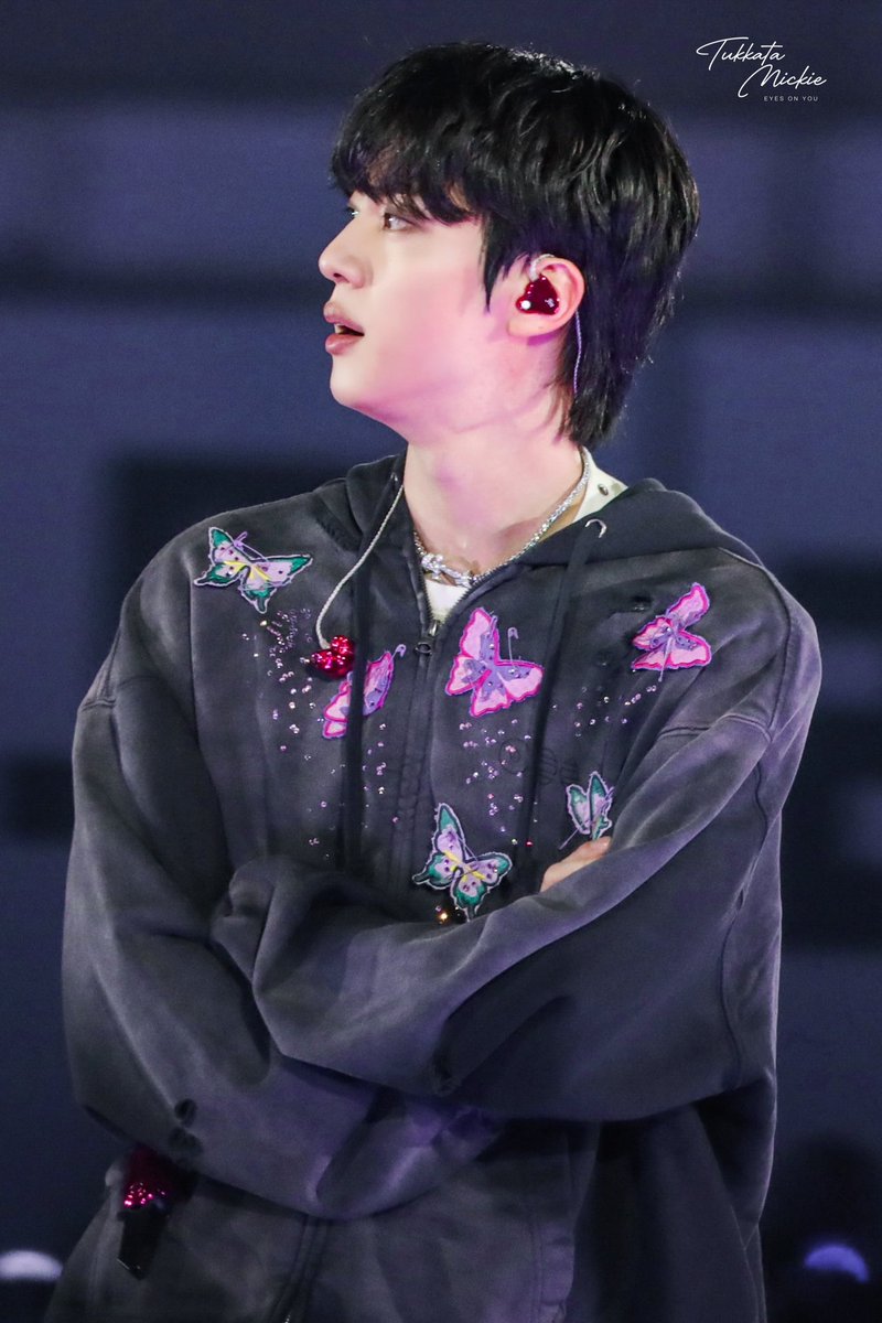 Tukkatamickie37's tweet photo. GOYANG Day 3

#JIN #진 
#방탄소년단 #BTS 
#BTS_WORLDTOUR_ARIRANG 

📌 https://t.co/jZbSBLrg4o https://t.co/u1a6YQWRjC