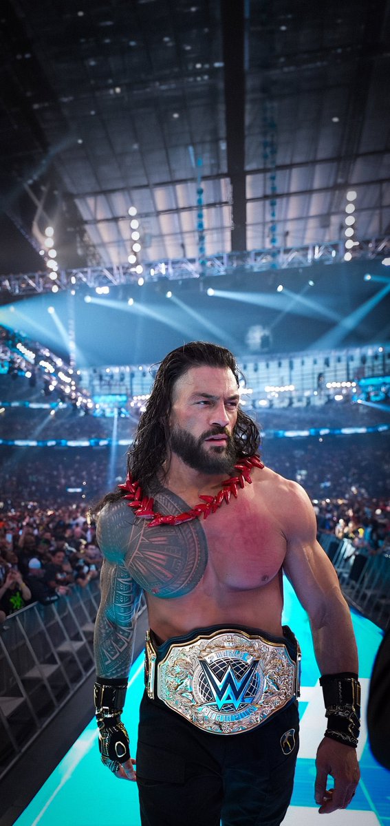 BrutalitySamoan's tweet photo. i reign once again. https://t.co/QYJfSniGoI