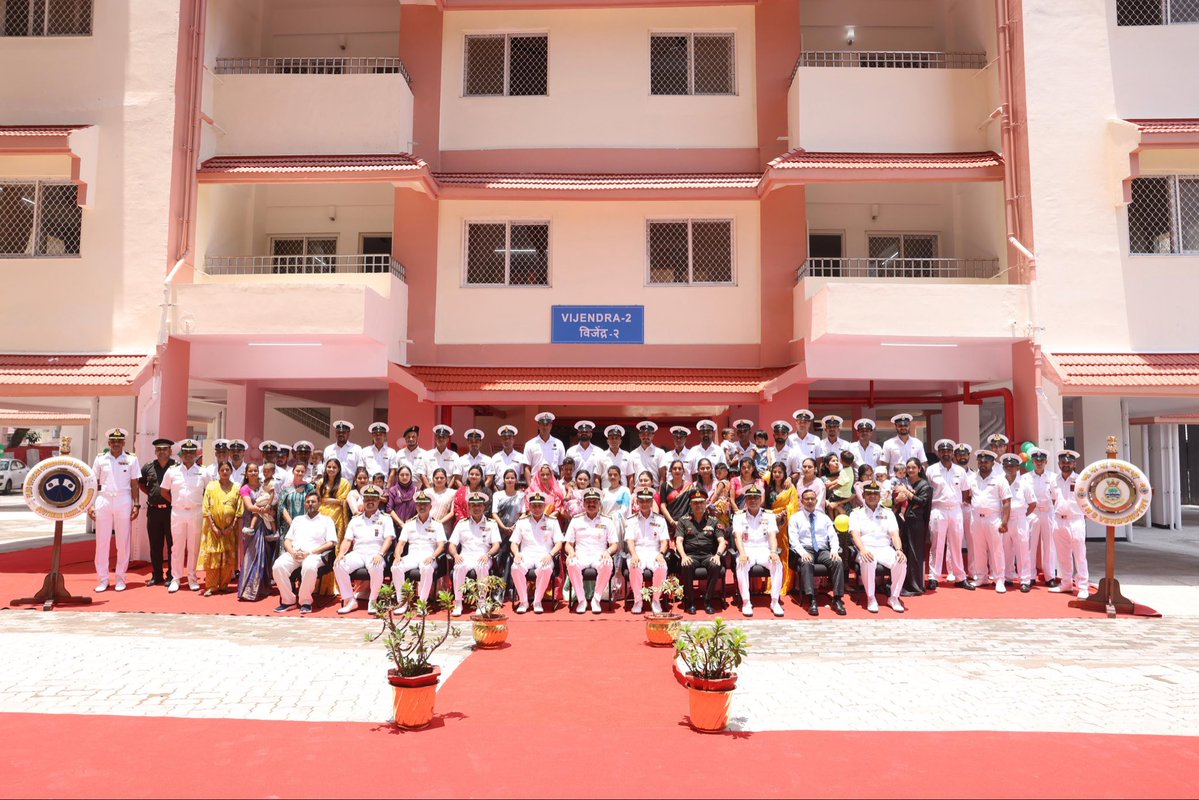 INS Dronacharya tweet media