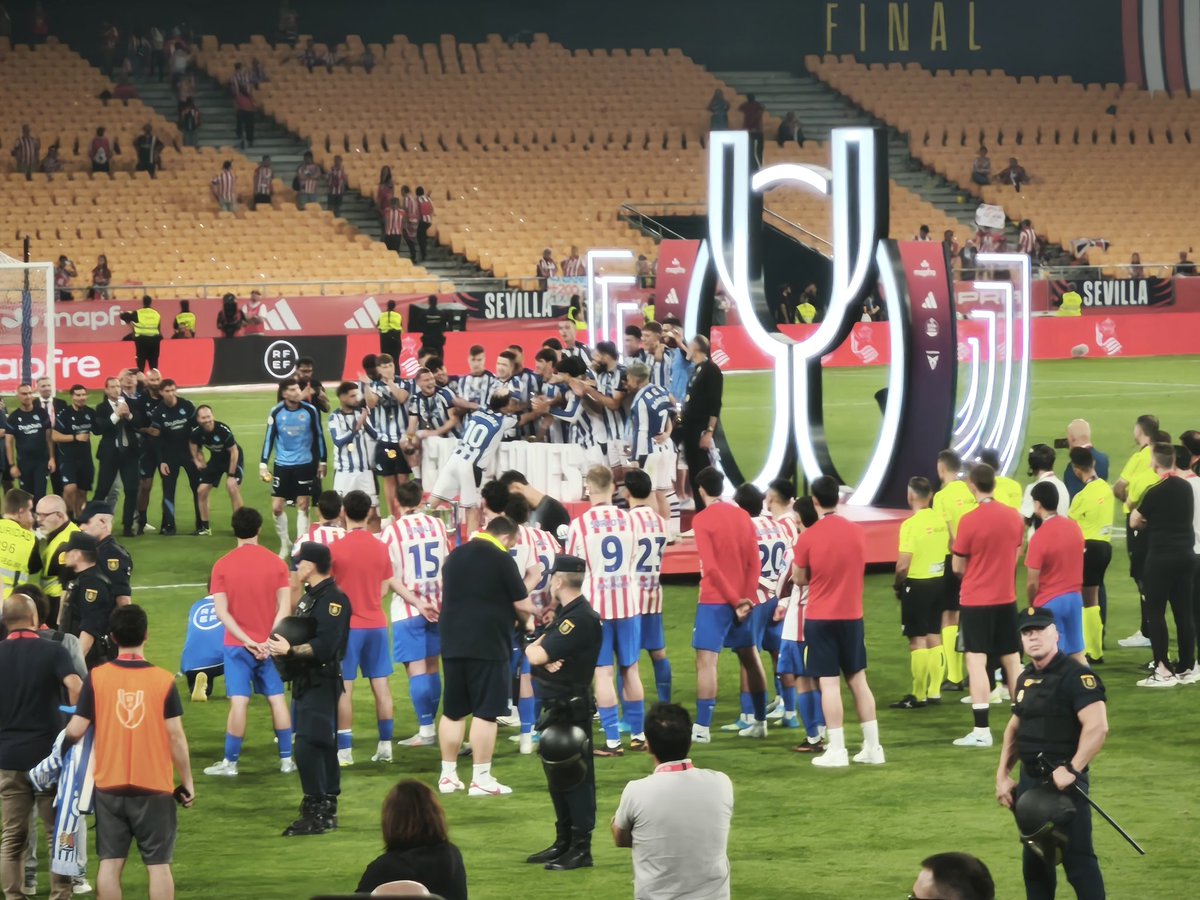 Fausto Ríos tweet media