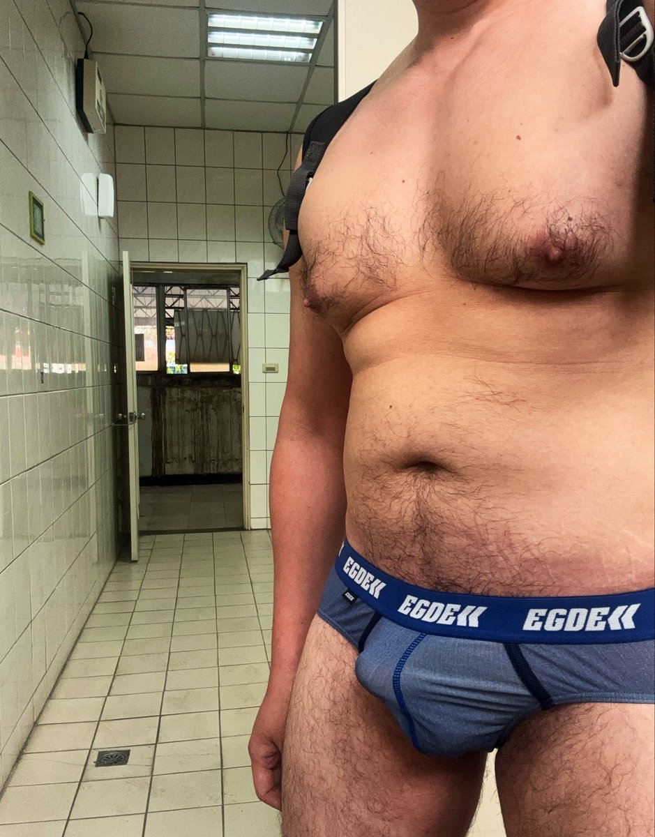 hairybearchub tweet media