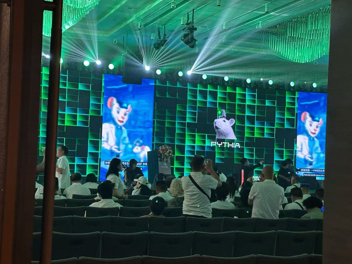 Orama Labs tweet media