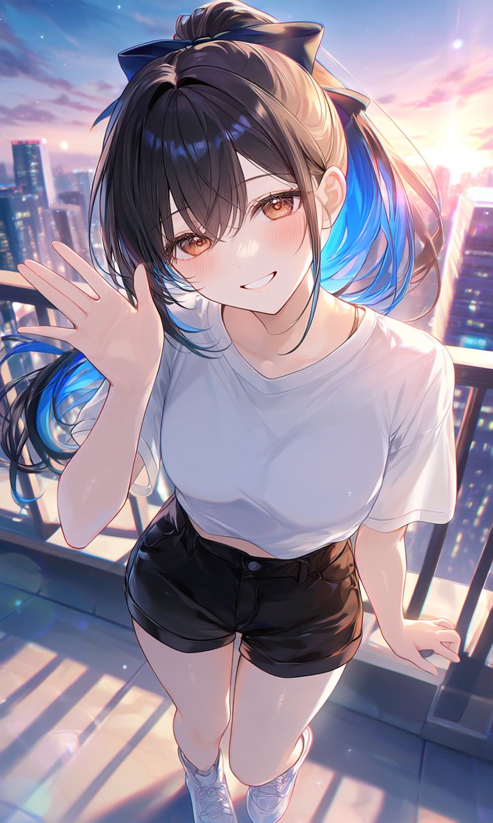 こんばんは✨ 夕方の屋上で、ポニーテールの女の子が手を振ってくれ