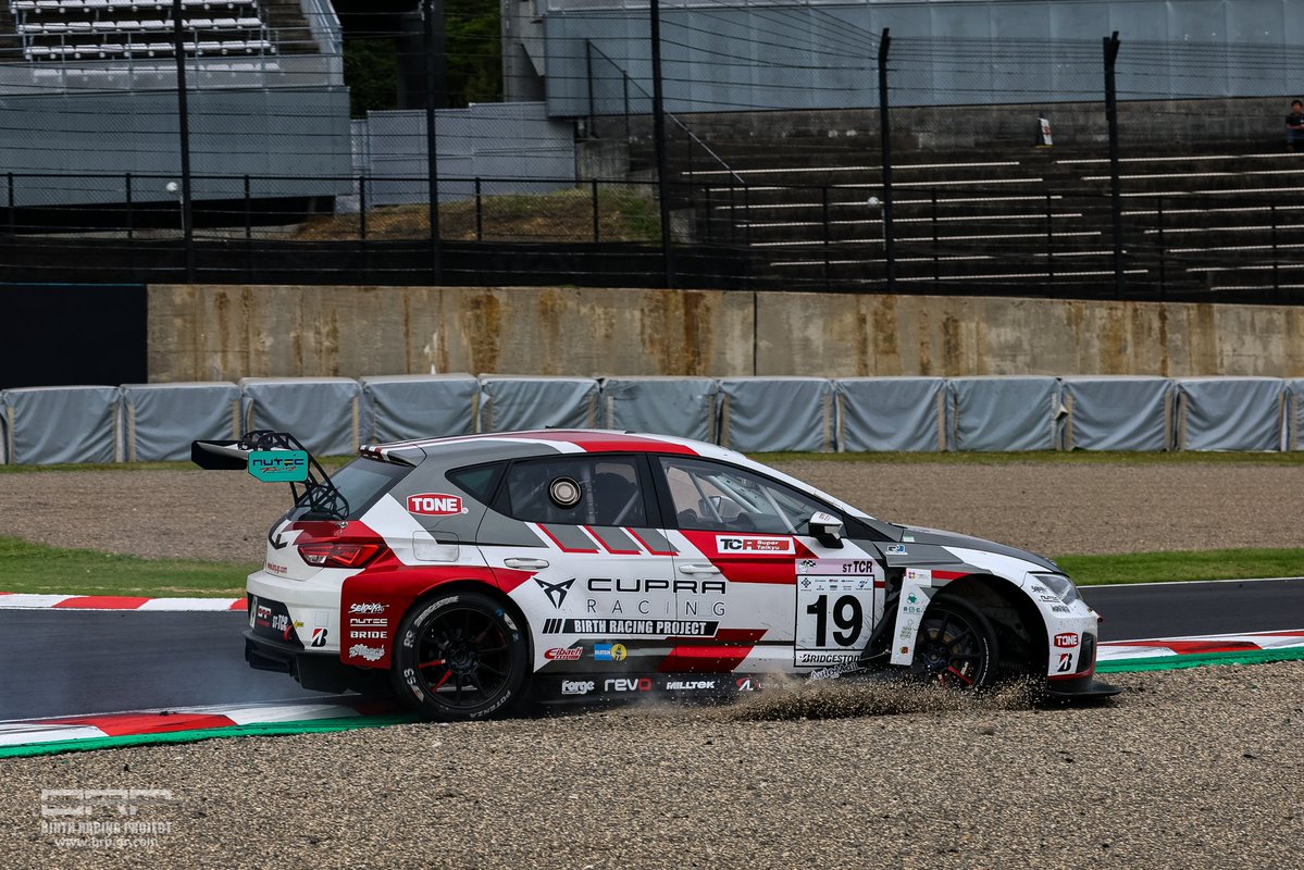 Takeshi Suehiro/武士塾長 tweet media