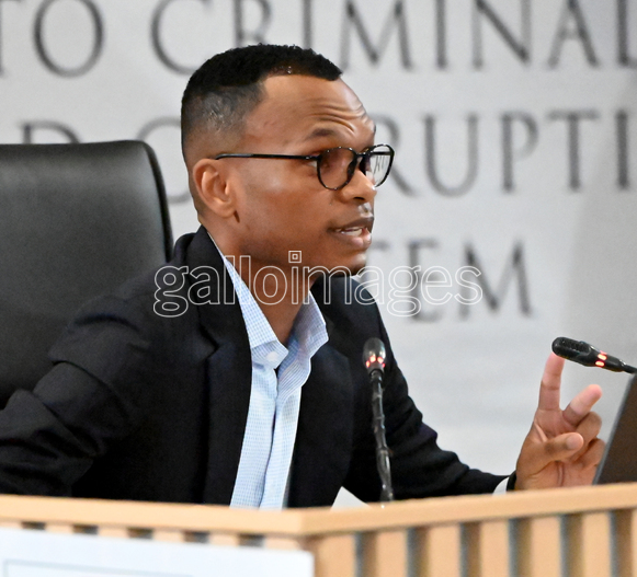 Gallo_Editorial's tweet image. 🗞️Suspended Tshwane CFO Gareth Mnisi Returns To Testify At The Madlanga Commission

👉 tinyurl.com/yck4f36h

🗣️ @MadlangaInquiry #inquiry #Gallo_Editorial #GarethMnisi

📸 @Frennie17