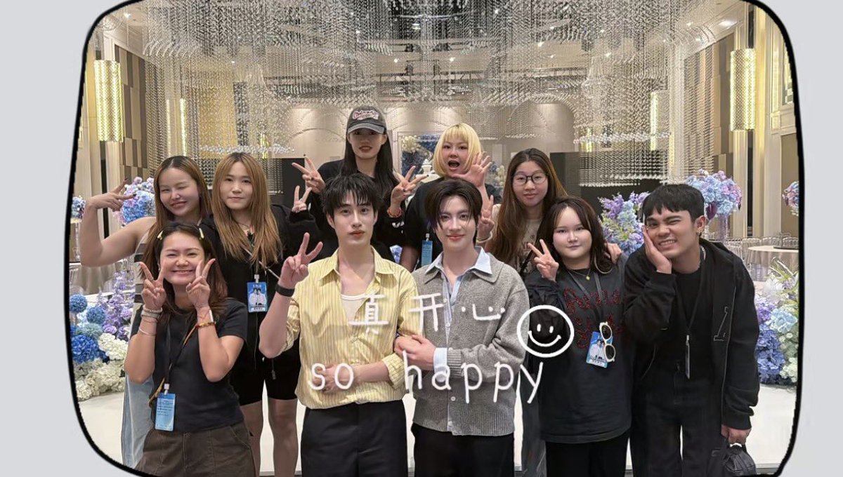 ILYSB #ลัทธิพี่วรรณ tweet media