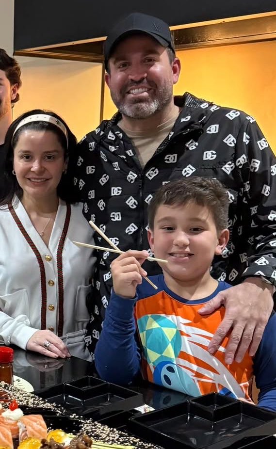 Lovessmem's tweet photo. FAMILIAAAAAAAAAAS EU AMO TANTO 🥹🥹🥹 https://t.co/buI9BhdSYi
