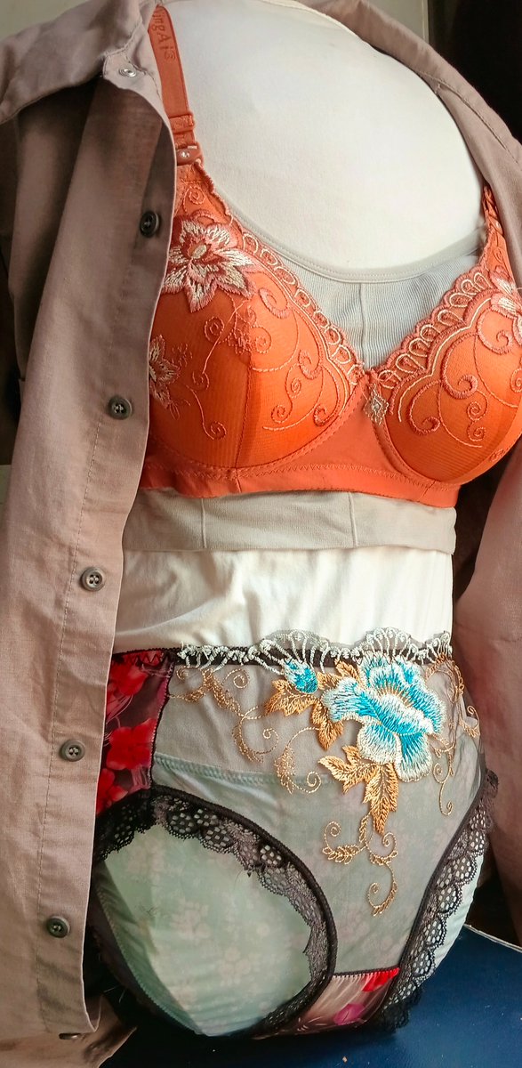 ชอบสาวใหญ่มากๆ tweet media