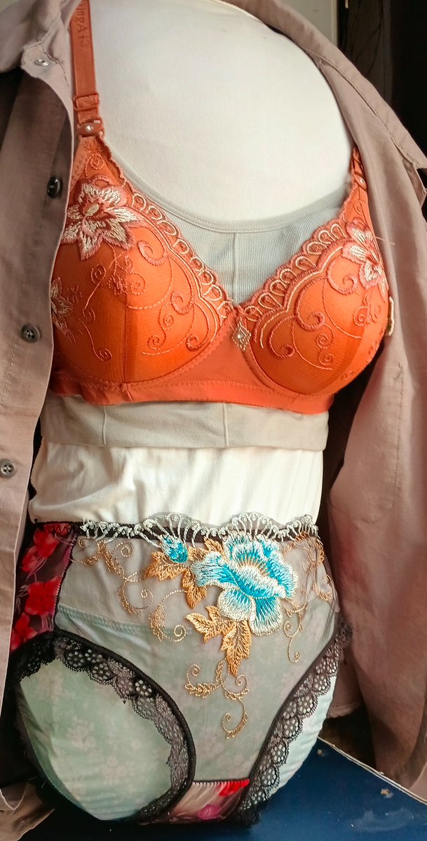 ชอบสาวใหญ่มากๆ tweet media