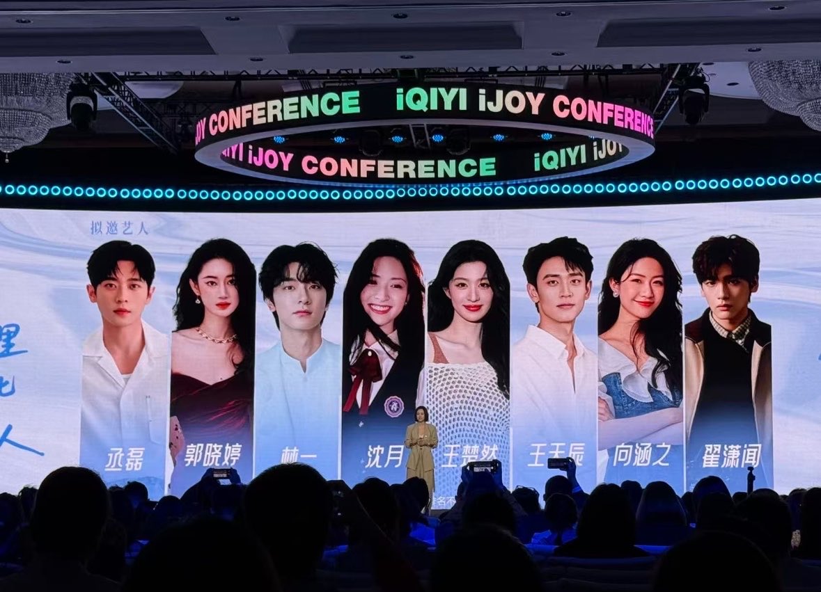 wait so shen yue on traveling show is legit? i thought its just some 🍉 turns out they make a whole ppt