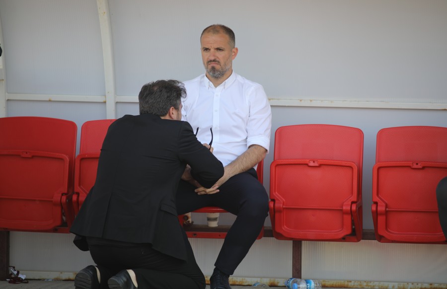 att_16's tweet photo. Hocam bu armanın cefa kısmını yıllarca kayıtsız şartsız savundu 
En çokta seninle gelen şampiyonluğa sevindik 
#Bursaspor https://t.co/8ERIniyhTM