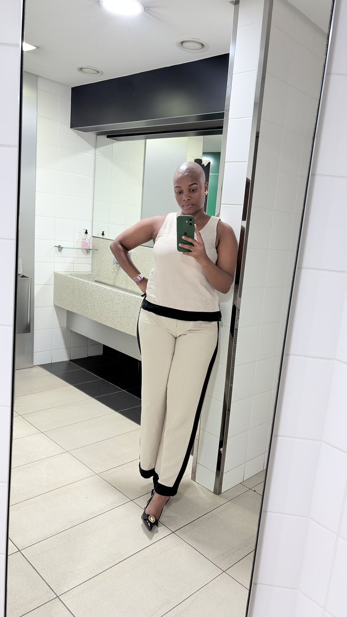 Big Sis 🇿🇦 tweet media