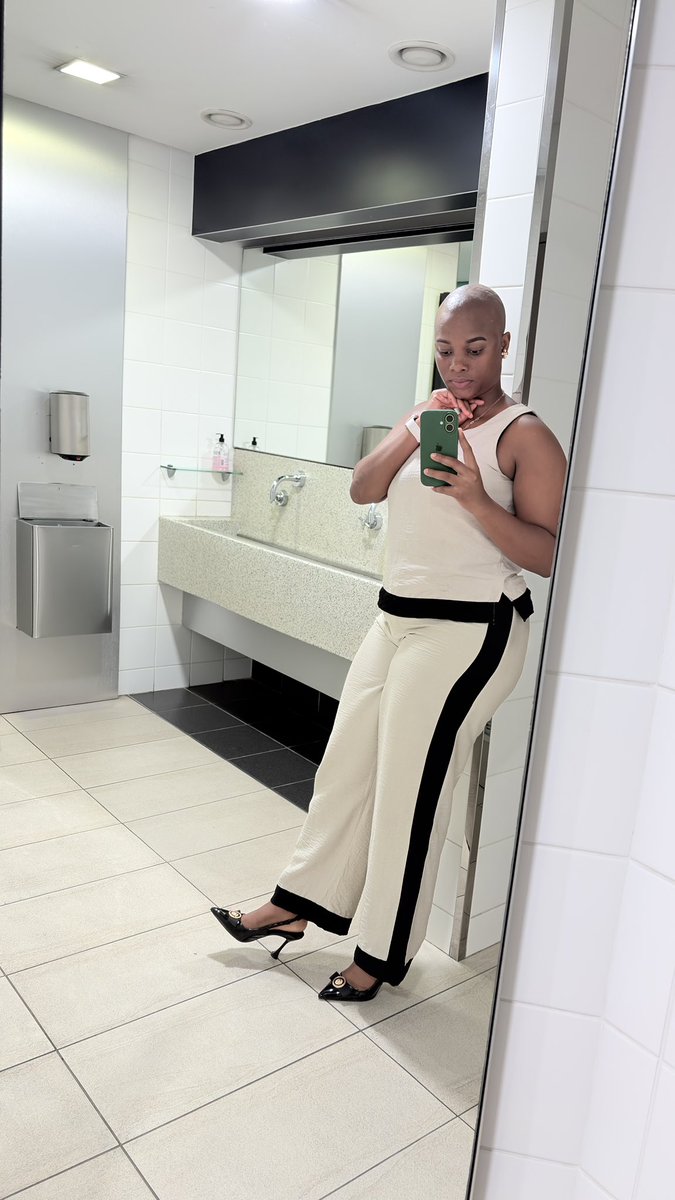 Big Sis 🇿🇦 tweet media