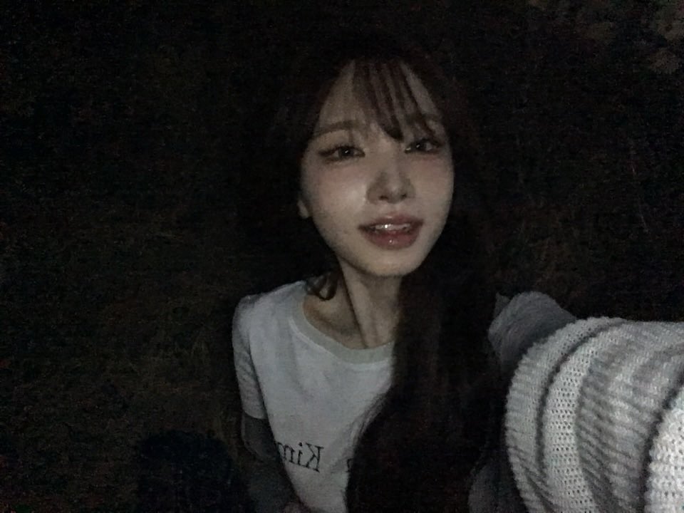 ive pics tweet media