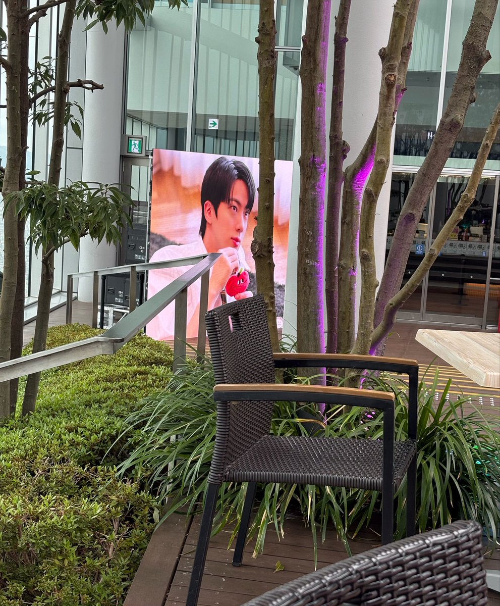 AYA ᴇᴄʜᴏ🩵🩷💛 tweet media