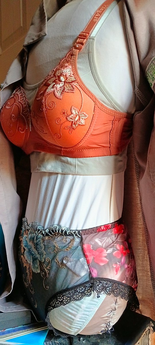 ชอบสาวใหญ่มากๆ tweet media