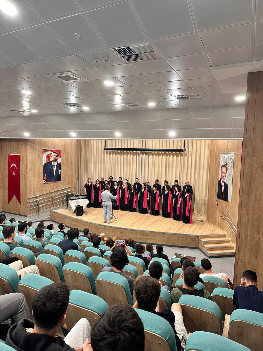 izmirKYGM's tweet photo. Öğrencilerimizle birlikte Çiğli Müftülüğü ve Osmanlı Motorcular Derneği’nin düzenlediği gençlerle sabah namazı buluşmasına katılım sağladık. Ardından çok sesli Acapella Gramafon Pop Akustik ekibini yurdumuzda ağırlayarak keyifli ve güzel anlar paylaştık.

📍Çiğli Erkek Yurdu https://t.co/WXK9ABbS6R