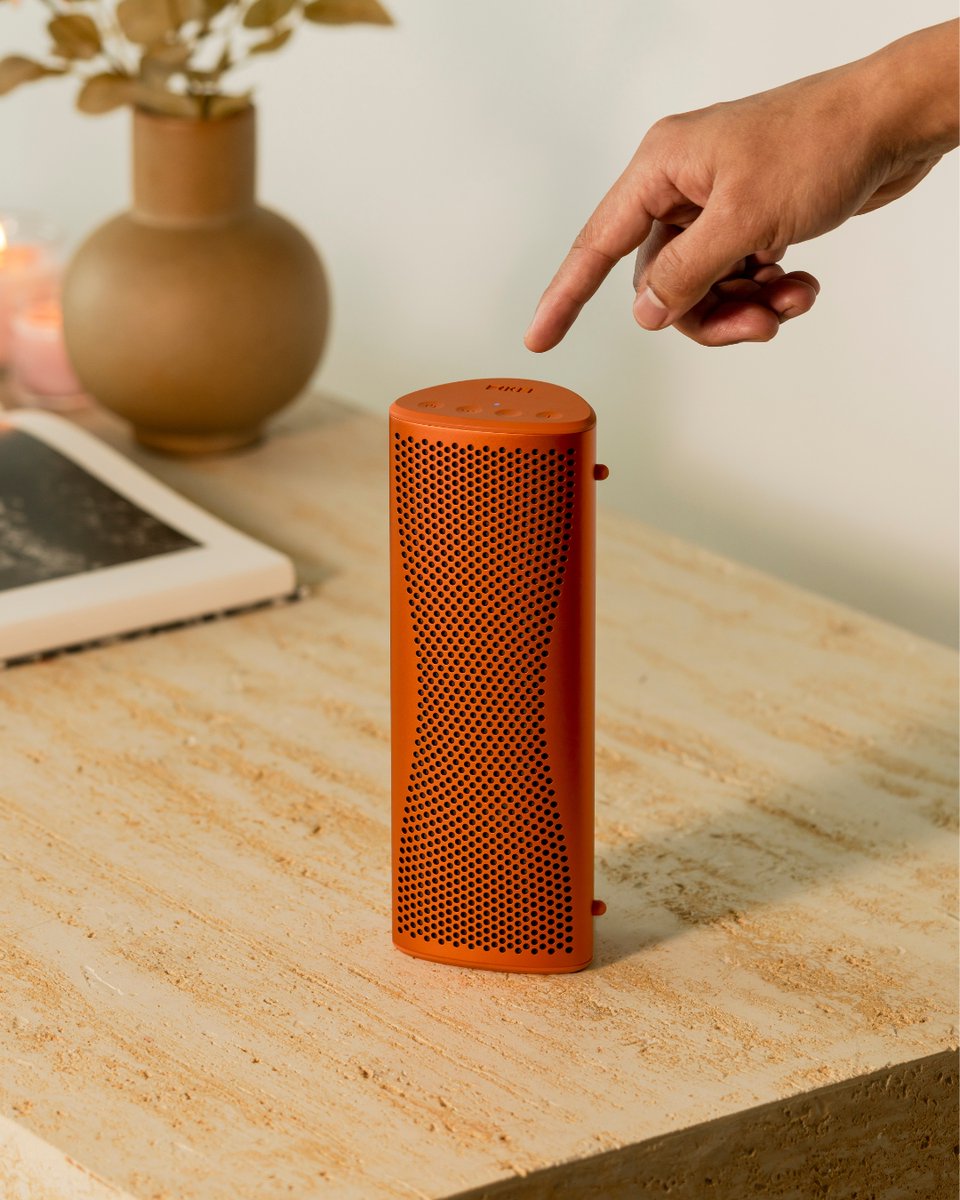KEFAudio's tweet image. One Muo delivers rich, clear sound wherever you go. Pair two, and you unlock true stereo sound for a wider, more immersive listening experience. 🎶

Shop Muo: kef.world/ei3h

#KEFAudio #KEFListenandBelieve #KEFMuo