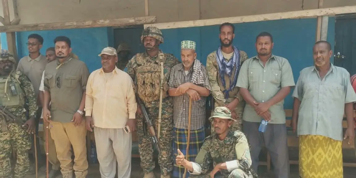 ADFmagazine's tweet image. #UPDF and #Somali Forces Operating Under #AUSSOM Rally Mubarak Residents in Lower Shabelle Region to Strengthen Peace and Security Cooperation - ow.ly/MIQp50YMorC via @KampalaPost
