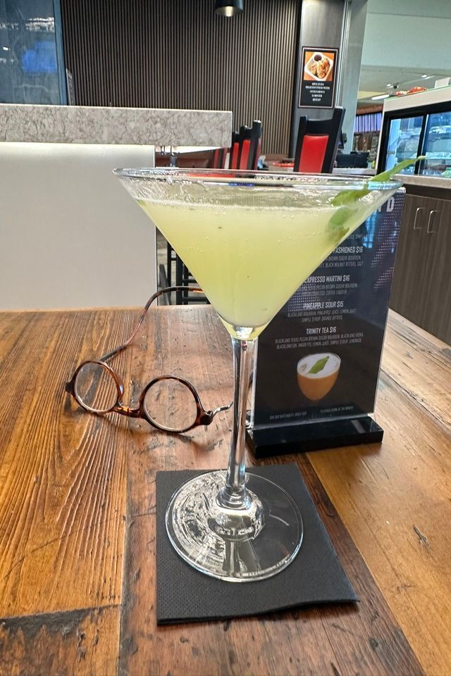 ucfoodietv's tweet image. Definitely Your Before Flight Stop at DFW.

Bugatti Bar and Taverna.

buff.ly/sanbovN 

#Bugatti #DFW #ItalianFood #UndercoverJetsetter