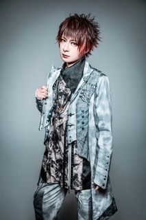 visualkei_oyaji's tweet image. 「club Zy.チャンネル」4月の生声コメント特集は、seek、JIN、SANAの3組（各々4本ずつ）です。
本日はJIN(HERO/MASK)、3回目がUPされました。

「自分史上最高の”ご馳走”を教えてください」
ch.nicovideo.jp/club-Zy/blomag…

＃JIN
＃HERO
＃MASK
#clubZyチャンネル
