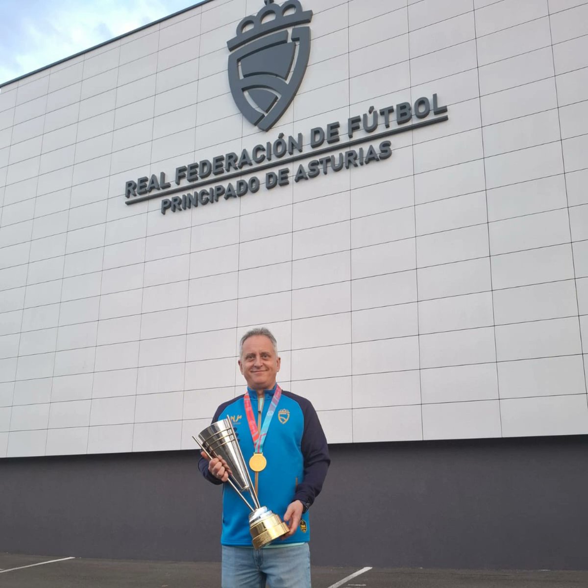dieulau's tweet photo. Sin filtros,que ganas te tenía amiga mía🥇🥇🏆🏆🏆💙💙💛💛 https://t.co/7Xs792TlPU