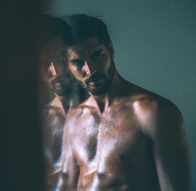 Orion S. Thompson (pausa) tweet media