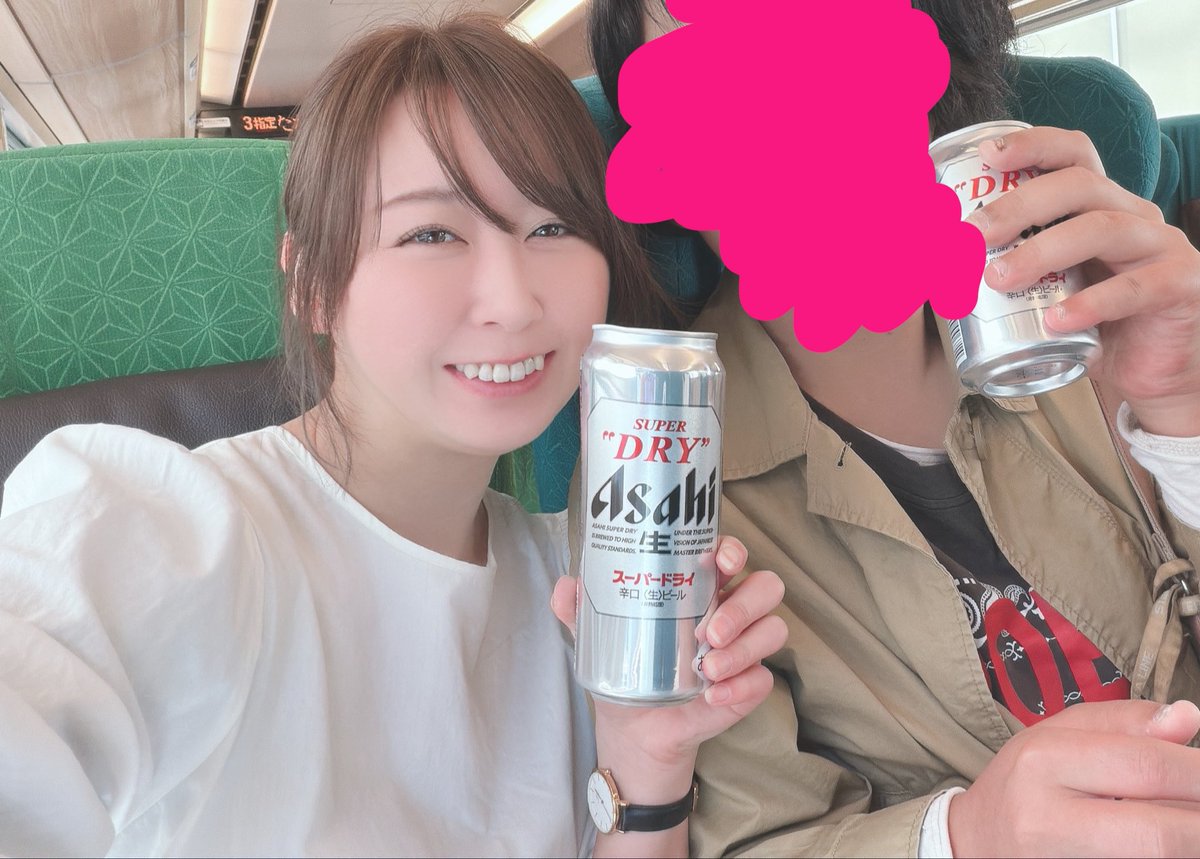 なすさん tweet media