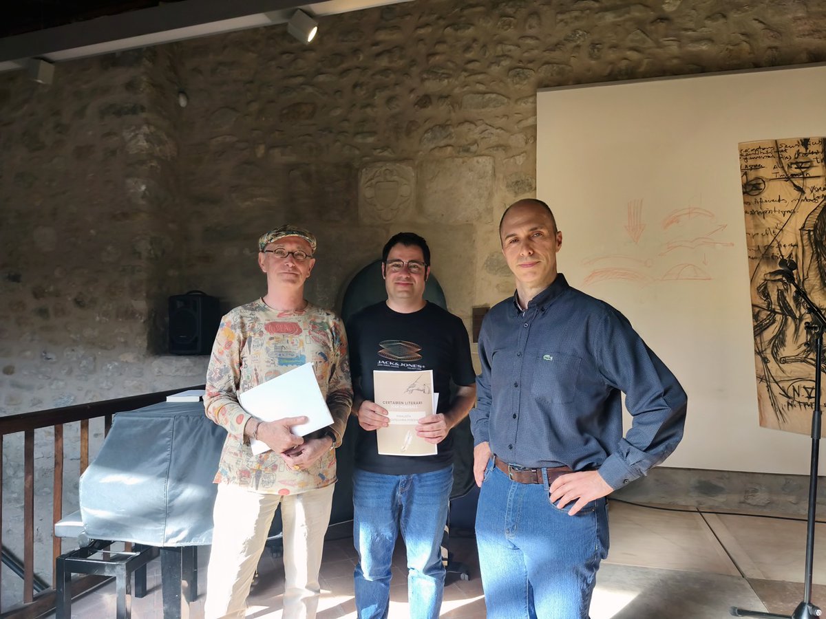 StJoanAbadesses's tweet photo. 🏅📝 Kaleb Bou Roig i Eusebi Puigdemunt i Puig guanyen el XVI Certamen Literari Joan Maragall

https://t.co/A2k4b5KkZc https://t.co/zEyhmDKU62