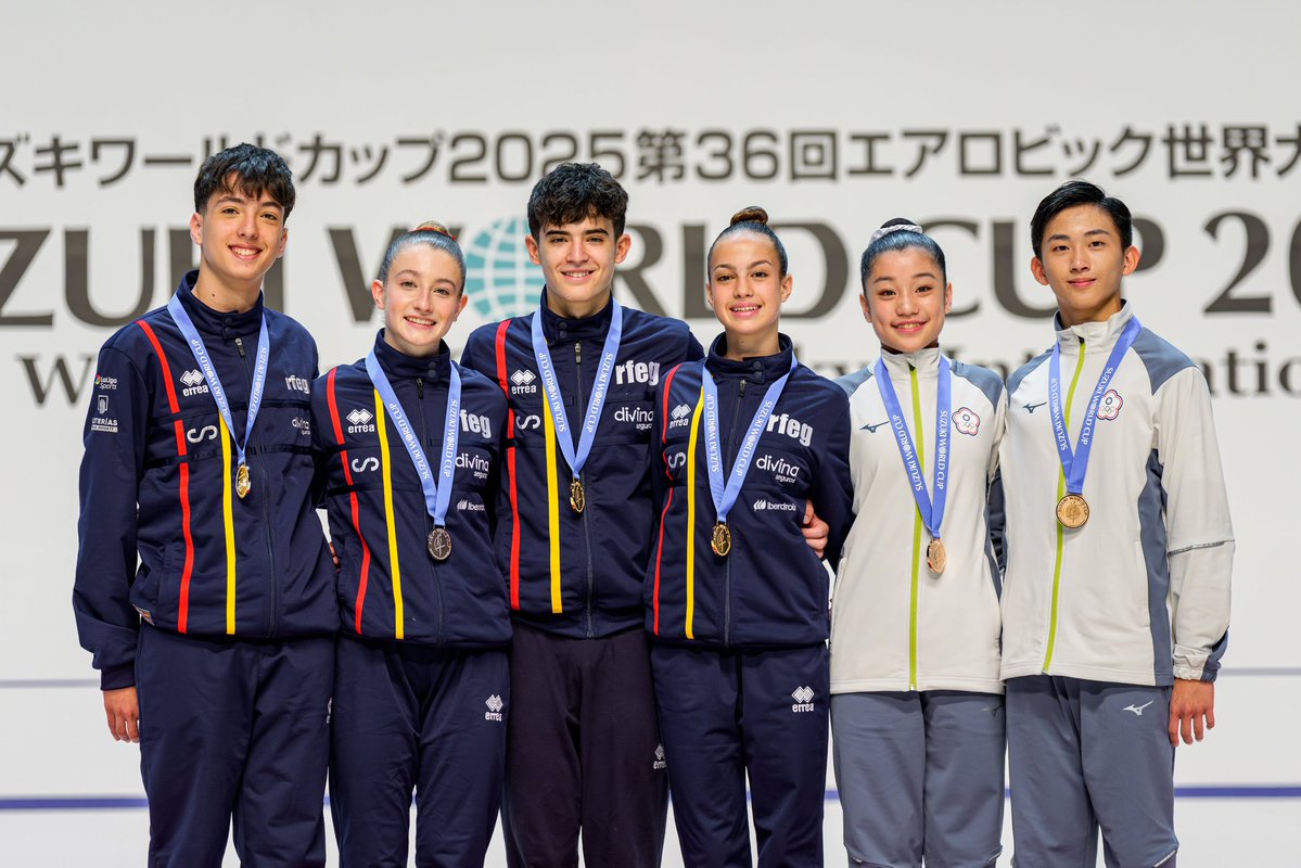 aerobicaxativa's tweet image. 🇪🇸 🤝 🇯🇵 Un año, mil emociones 💪❤️💜 ✨✨
#Tokio
#ClubTaekwondoXàtiva
#AerobicaXativa
#HacemosCiudad
#TalentoDeAqui
#GimnasiaParaTodos