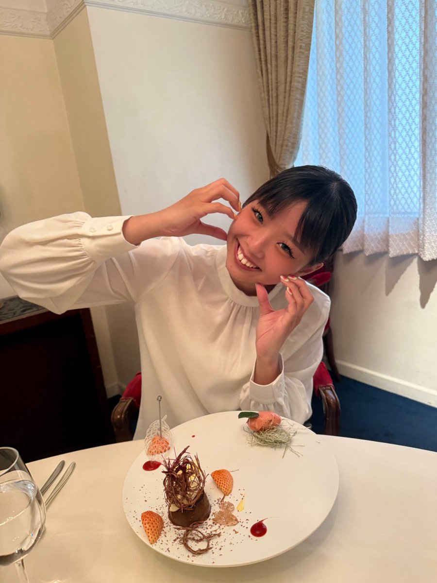 Mona Kimura / 木村 萌那 tweet media