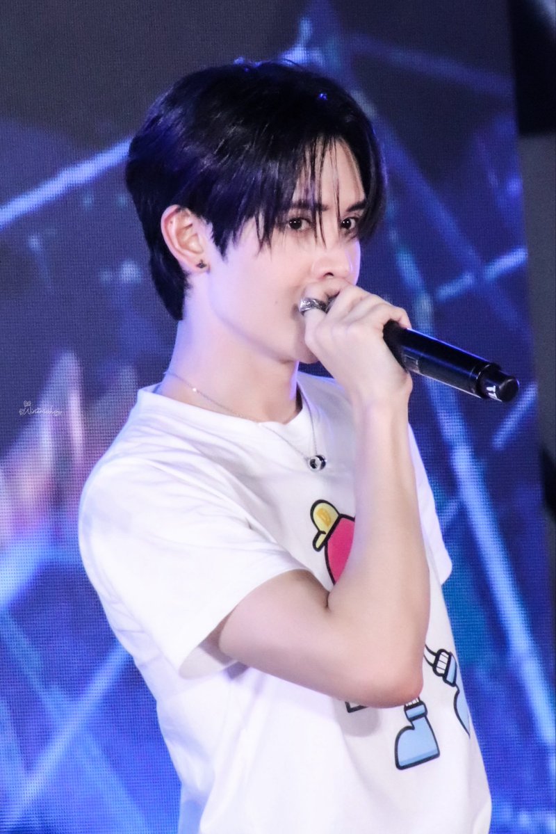 Your smile lights up the world 🤍

<a href="/Jamessu_w/">JS</a> 
#JamesSu