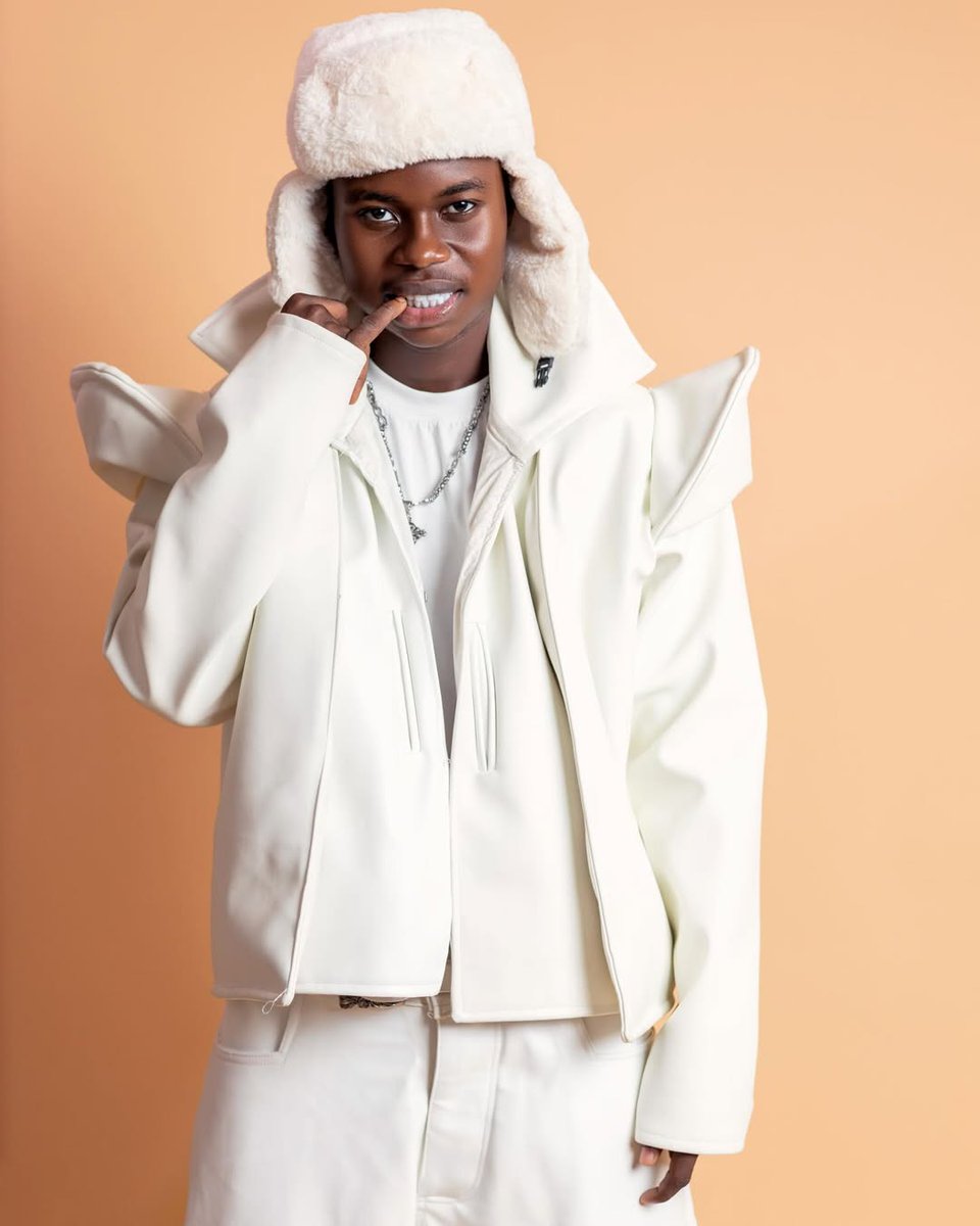 YabaLeftOnline tweet media