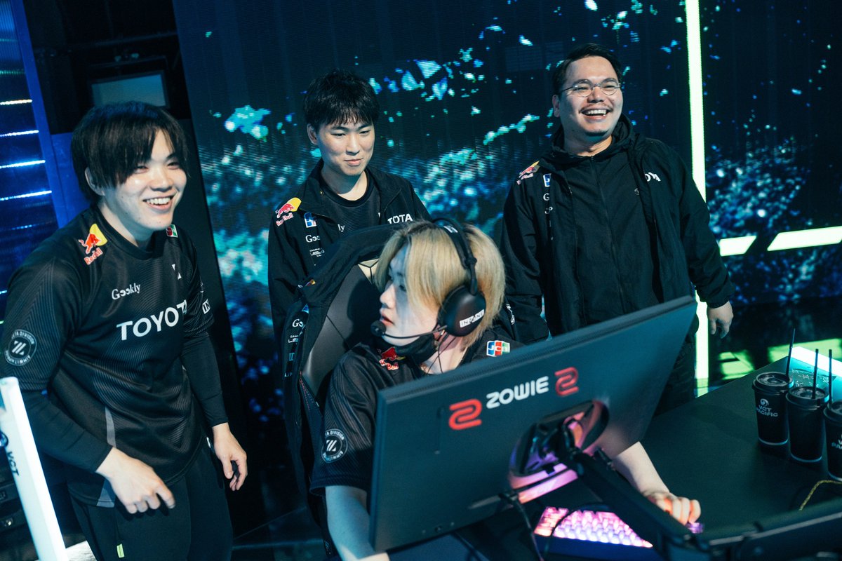 eSports World編集局 tweet media