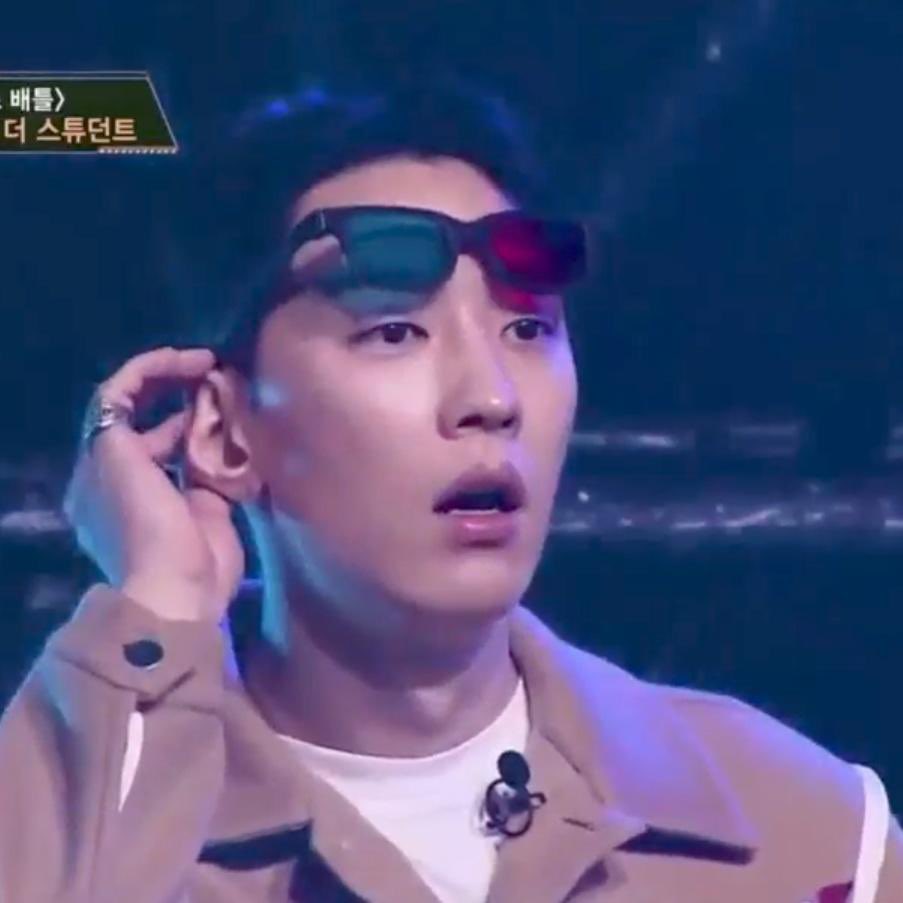 ева шоё 爱 ; tweet media