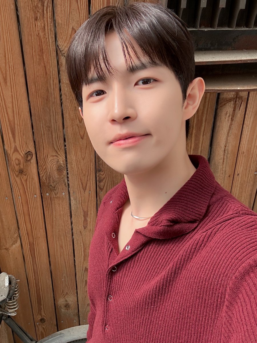 김재환 KIM JAE HWAN tweet media