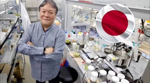 fascinatingonX's tweet photo. 🚨NEWS: Scientists in Japan have developed a plant-based plastic that fully dissolves in salt water  within hours, leaving behind no microplastics. https://t.co/GiJBwmlt2R