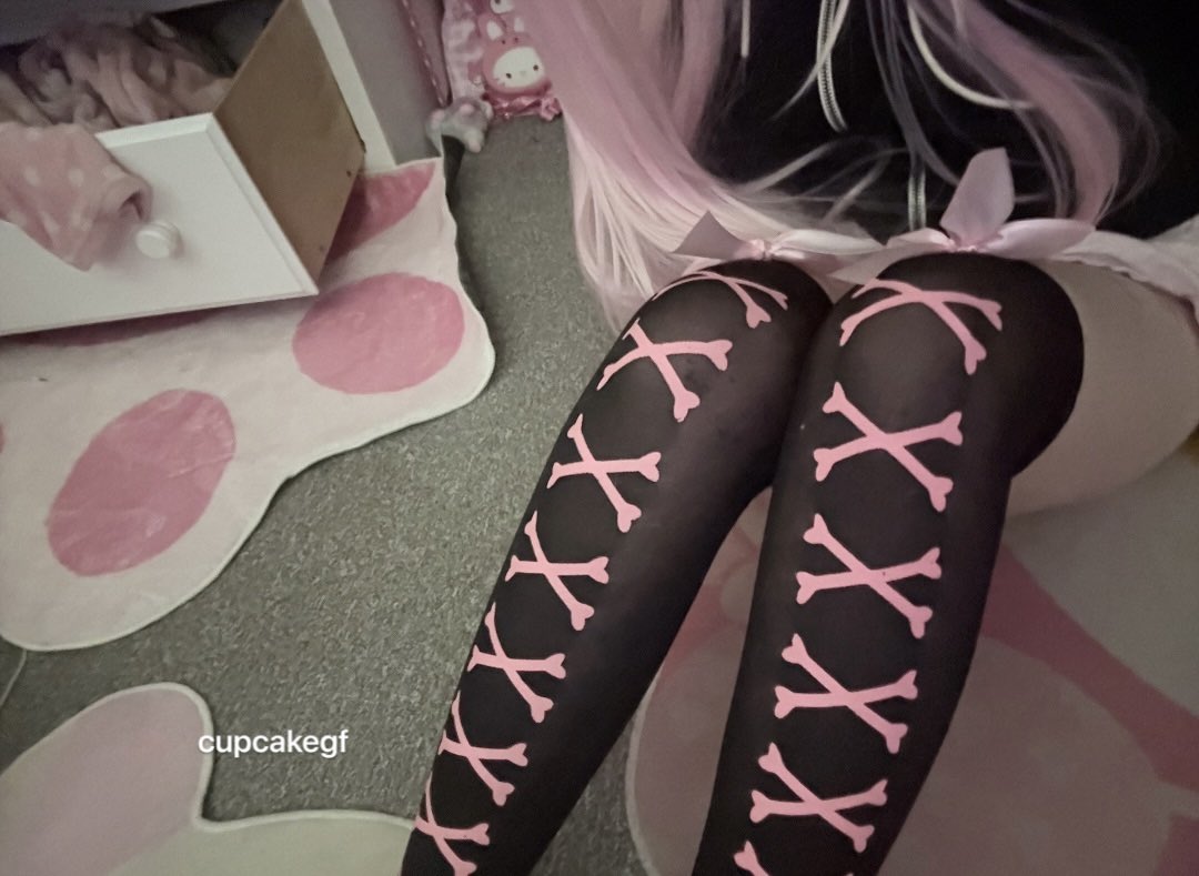 claraa (@cupcakedgf) on Twitter photo 