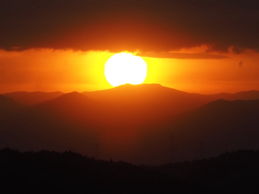 sasayaso's tweet photo. 4月20日月曜日夕方
#旅館ささや荘♨️ #栃木県　#馬頭温泉郷♨️ #那珂川町　#夕焼け温泉♨️ #美人の湯　#日帰り温泉♨️ #立ち寄り湯　#宿泊 #イマソラ https://t.co/HU8NpJoDPq