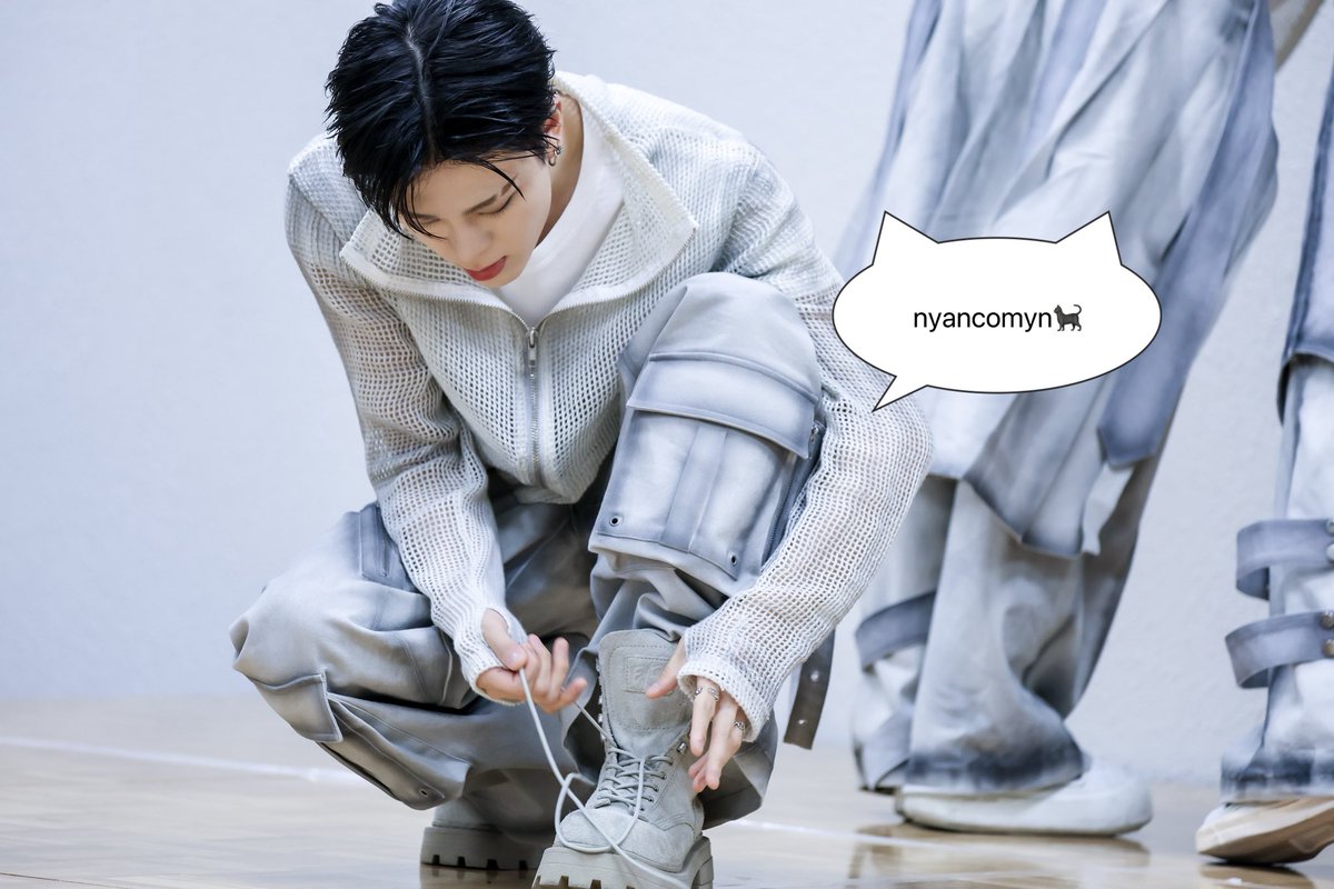nyancomyn's tweet photo. 260419  

신발끈 풀렸어… 🧵🙀🙀🎵

#WHIB #휘브
#KIMJUNMIN #JUNMIN #김준민 #준민 #キムジュンミン #ジュンミン https://t.co/MZvbpKERNm