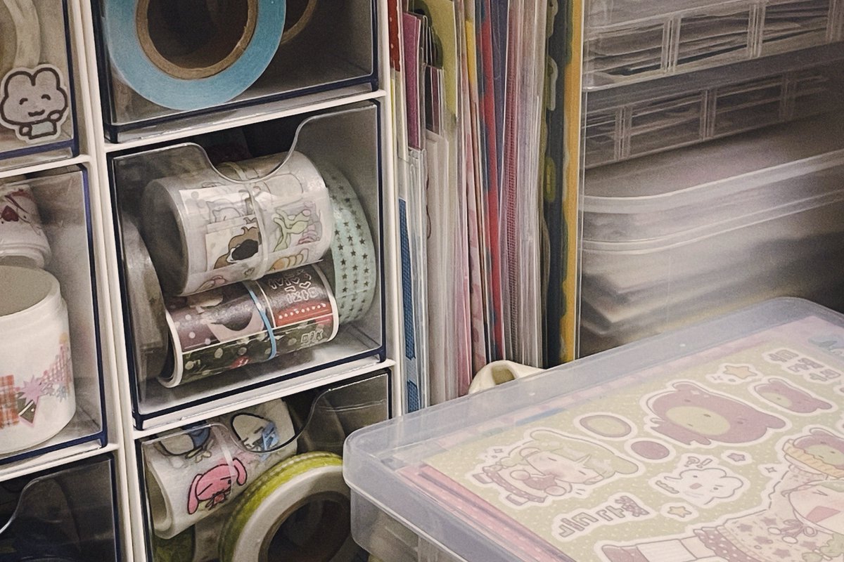 #RT #FOLLOW

이리저리 쌓여있는 다꾸템들 정리도 할 겸,
새로운 마음으로 시작하고 싶어서 이벤트 진행합니다 🤎

마테, 키스컷 스티커 등
사용한 피스들도 포함되어 있어
띵보다는 이벤트가 나을 것 같아 열어요
괜찮으신 분들만 참여 부탁드립니다!

(cu 반택 진행 예정 / 반택비 당첨자 부담)