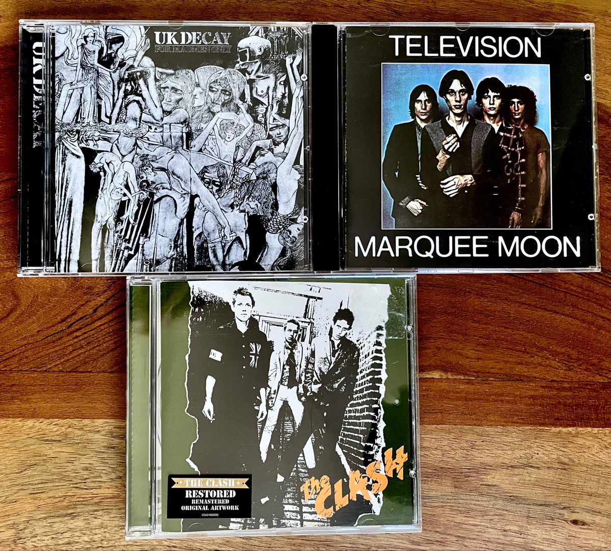 Goathea27735970's tweet photo. Sunday 19/4/26
#UKDecay ‘81
#Television ‘77
#TheClash ‘77 https://t.co/eEY7Zl7PqF