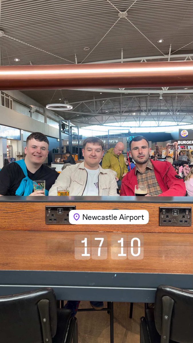SundayShoutsFC's tweet image. These Middlesbrough fans found a mad workaround for their trip to Ipswich yesterday — flying out for a night in Magaluf and then heading back, all because it was CHEAPER than taking the train. 😆👏

You’ve got to respect the commitment… but it says everything about how