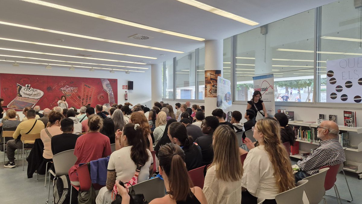 HMar_research's tweet image. 🧠Salut mental amb perspectiva de gènere
📊El projecte @MentBestProject mostra més depressió en dones (32,9% vs 20%).
🔬Enfocament comunitari per reduir l’estigma.
👉Més detalls: researchmar.net/noticies/1456/…

@BenediktAmann @bvh295 #HMRIB #EUproject @hospitaldelmar