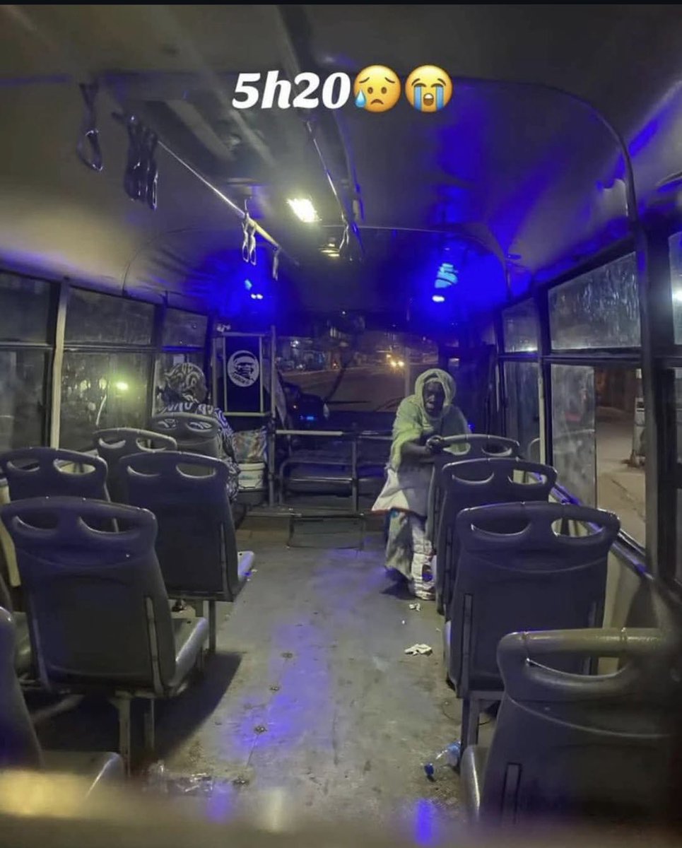 Ces dames qui se lèvent tôt pour subvenir aux besoins de leurs foyers sont admirables.
Qu’Allah les protèges. ❤️